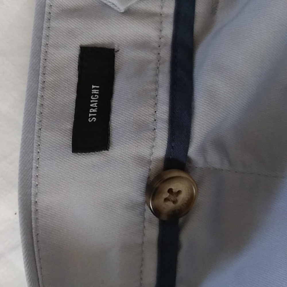 Bonobos weekday warrior chino pants, size 32/32. - Picture 6 of 7